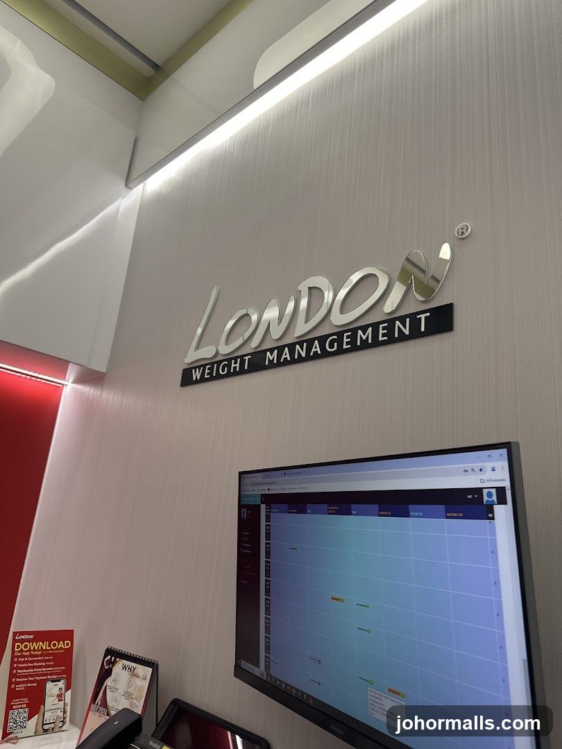 London Weight Management Signage and Computer Screen