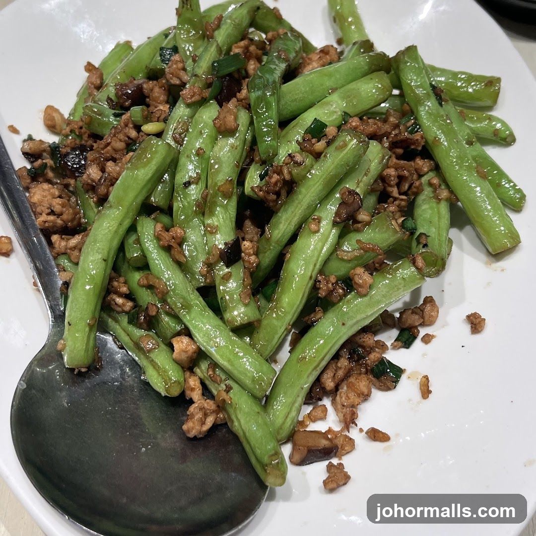 Stir-fried Green Beans with Minced Meat