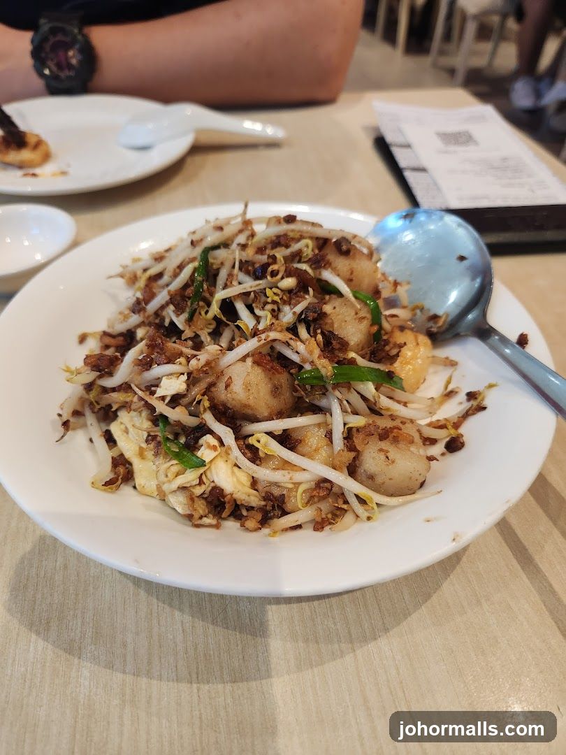 Fried Radish Cake with Bean Sprouts