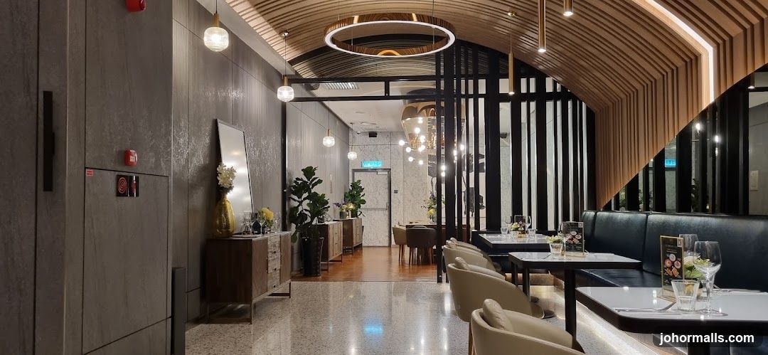 Modern Restaurant Interior