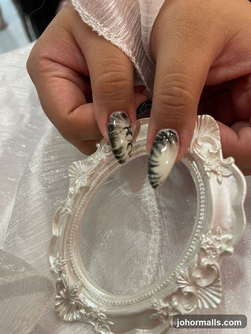 Marble Nail Art