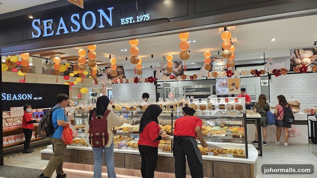 Season Bakery City Square