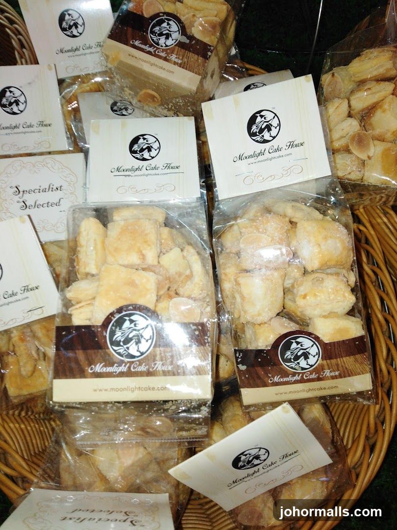 Moonlight Cake House Pastries