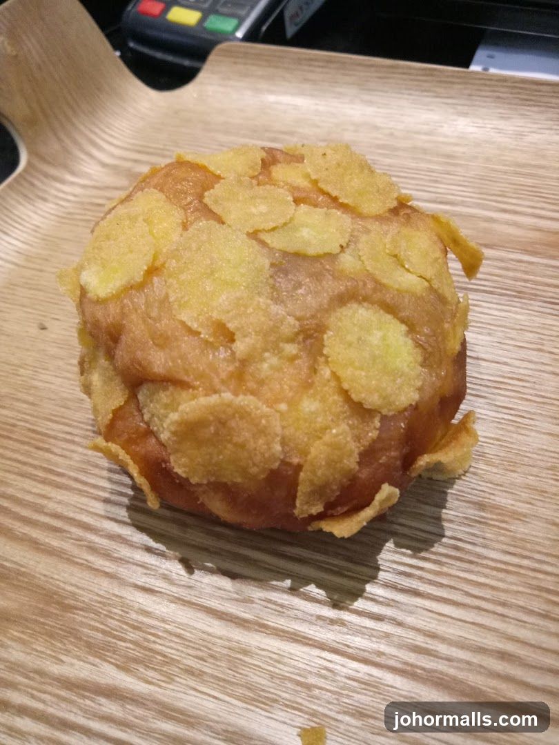 Cornflake-Crusted Pastry