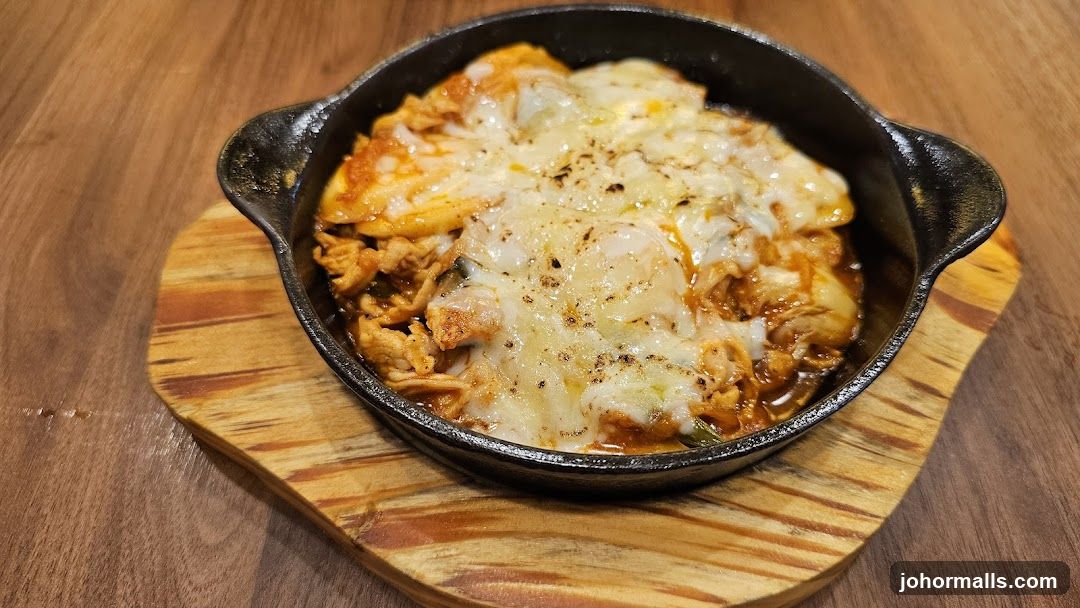 Cheesy Chicken Dish