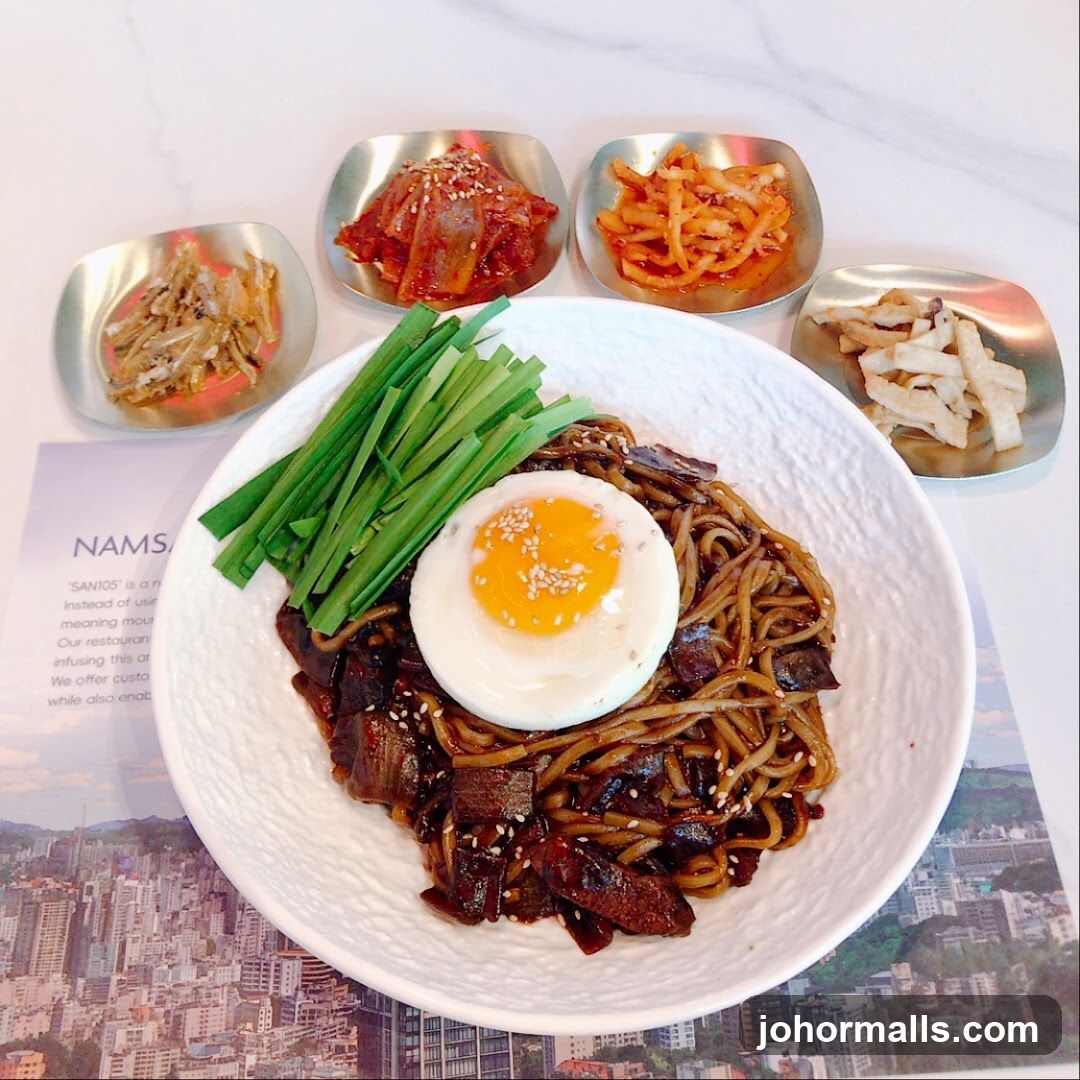 Jajangmyeon with Side Dishes