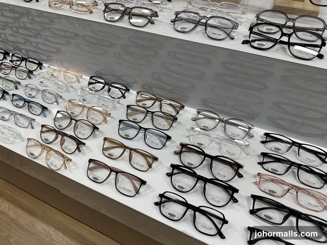 Eyeglasses Display