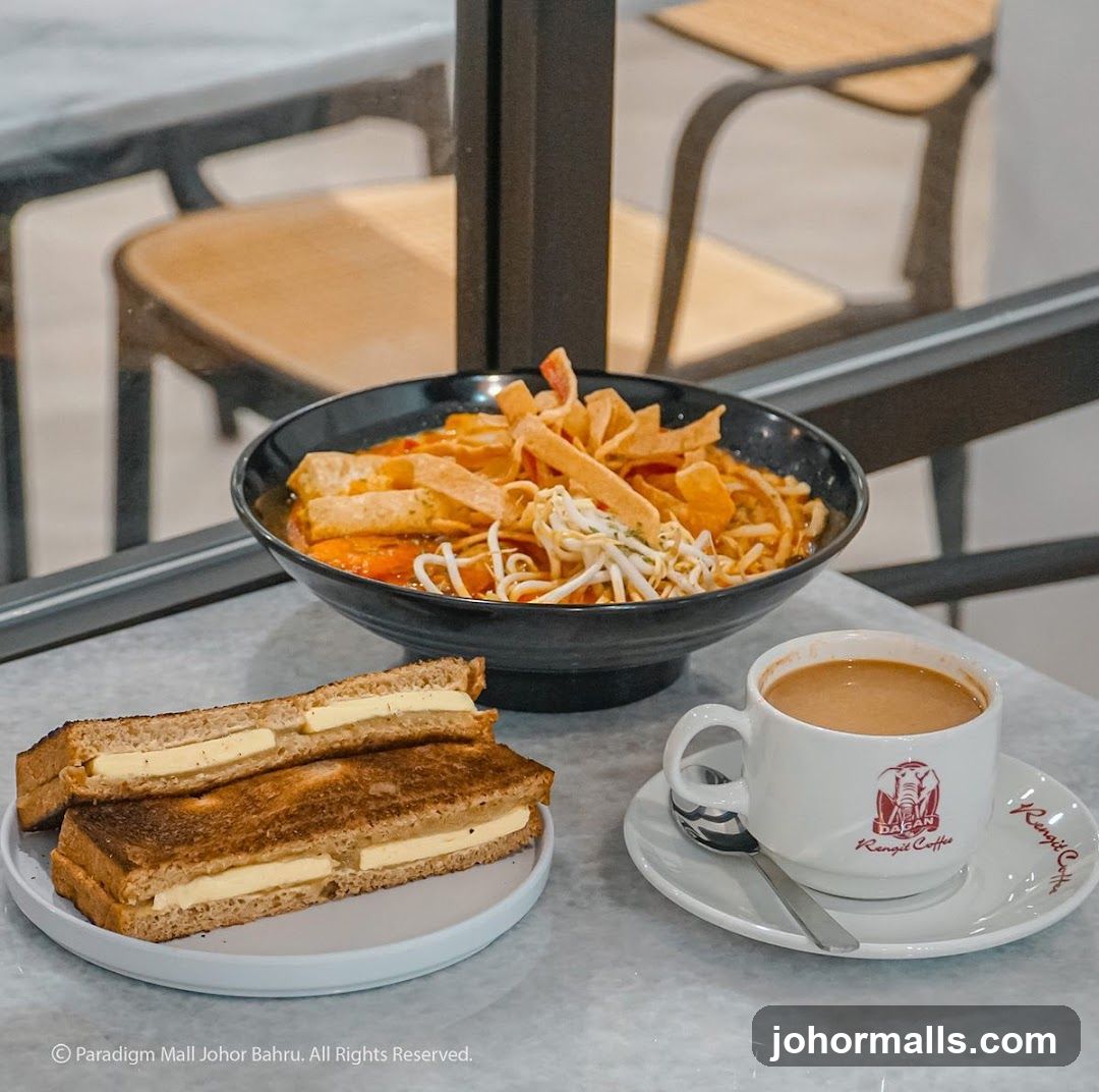 Kopi and Toast with Noodles