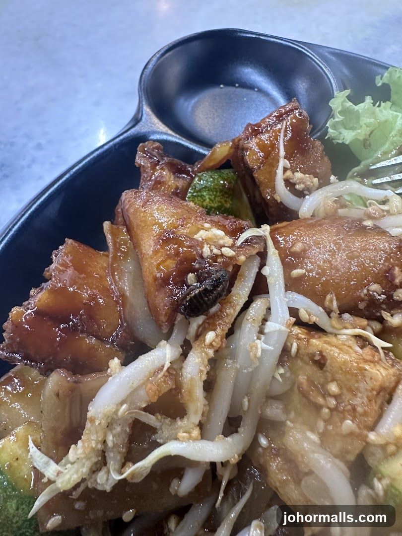 Fried Tofu with Sprouts