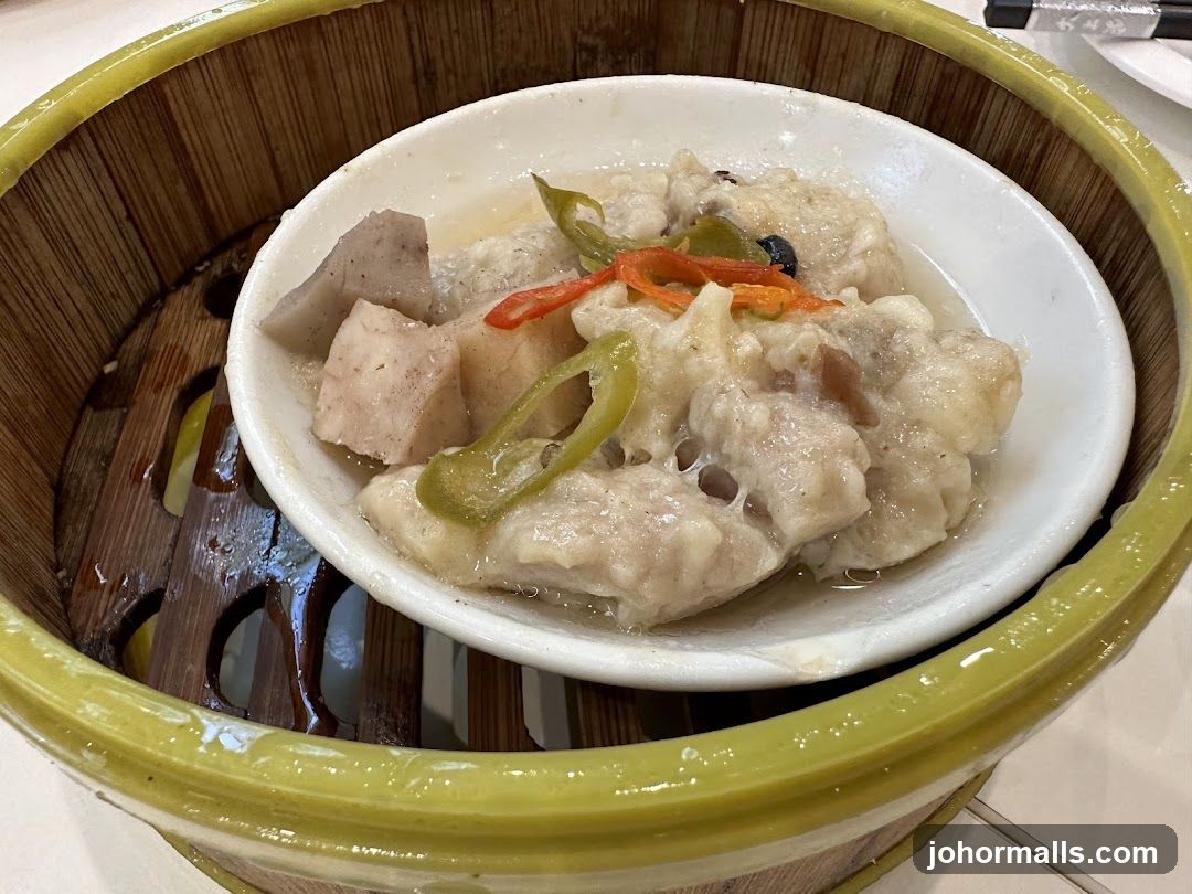 Steamed Dish with Taro