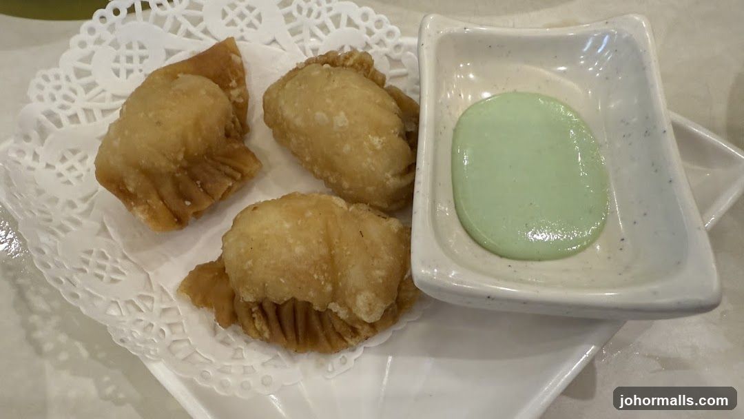 Fried Dumplings with Dipping Sauce