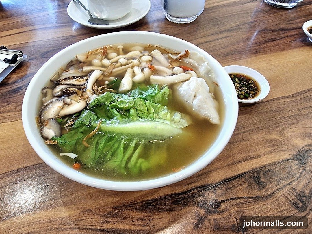 Mushroom and Dumpling Soup