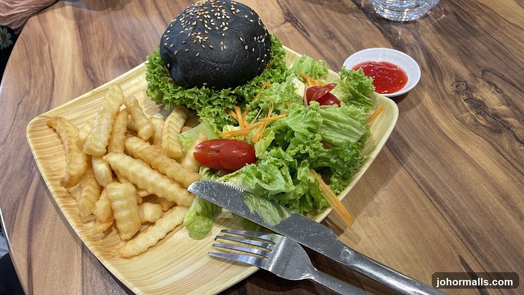 Black Burger Meal