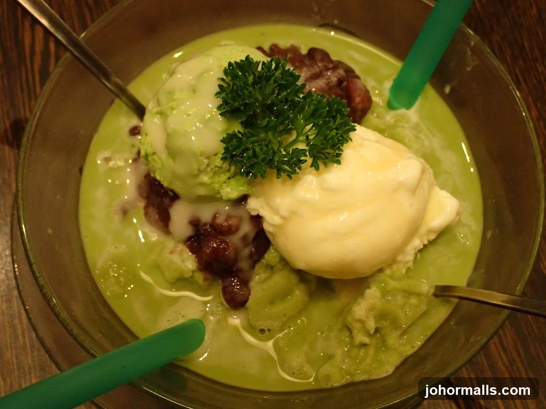Ice cream dessert in green bowl
