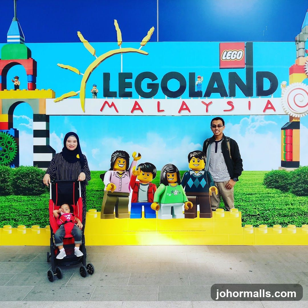 Family photo at LEGOLAND Malaysia entrance