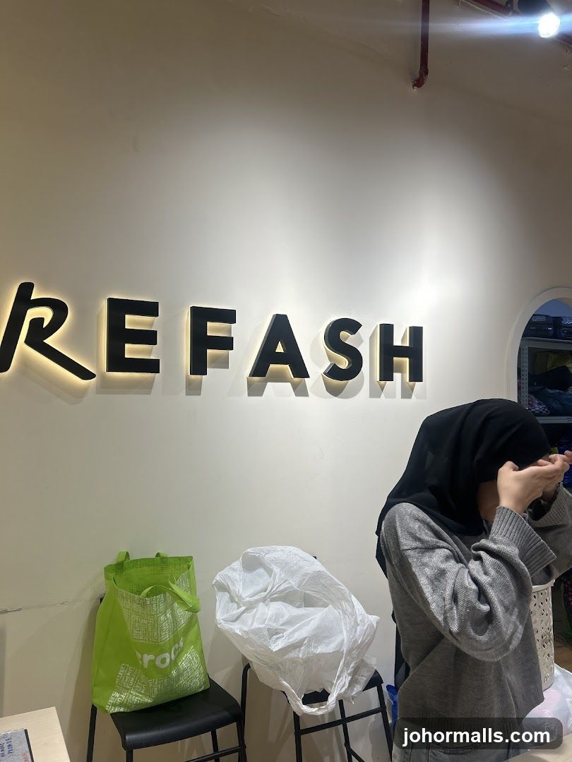 REFASH Interior