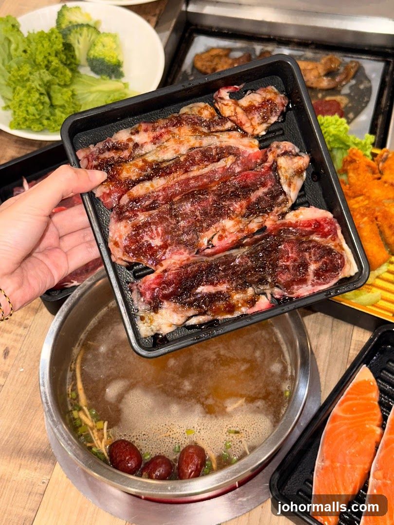 Grilled meat and hot pot meal