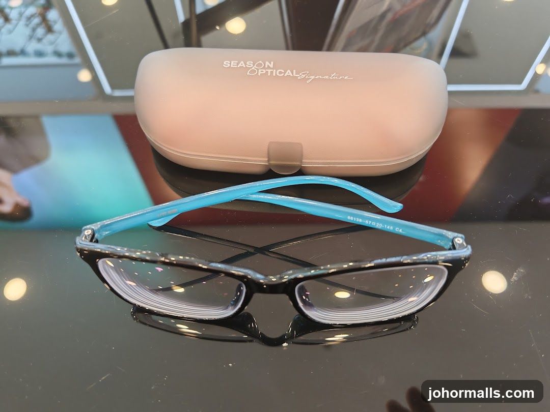 Season Optical Signature Glasses Display