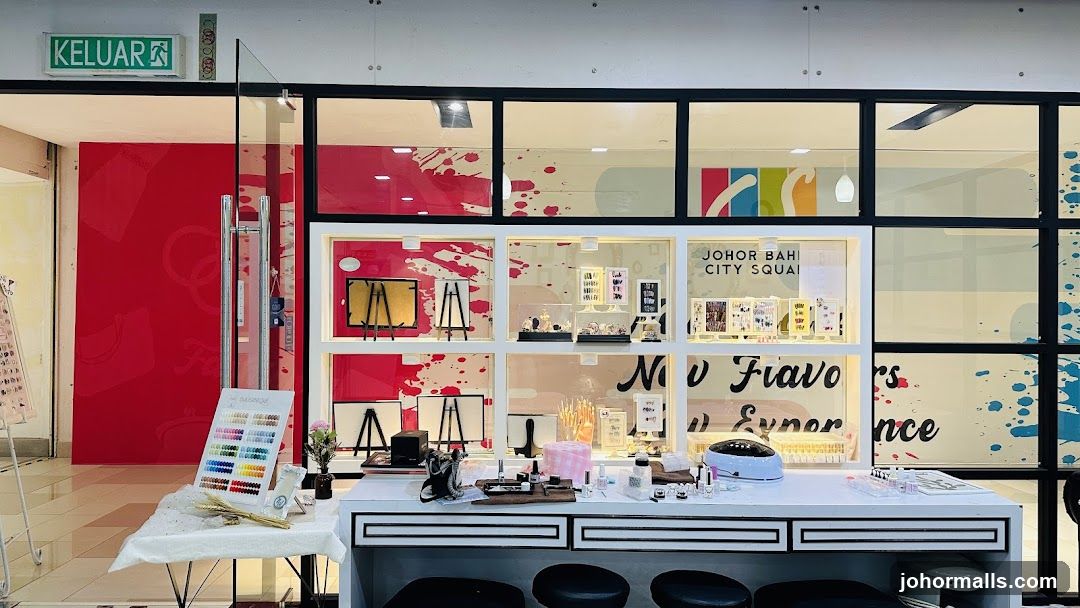 NA Nails City Square