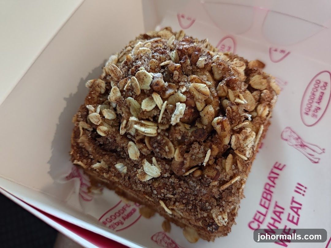Cinnamon Oatmeal Crumble Square