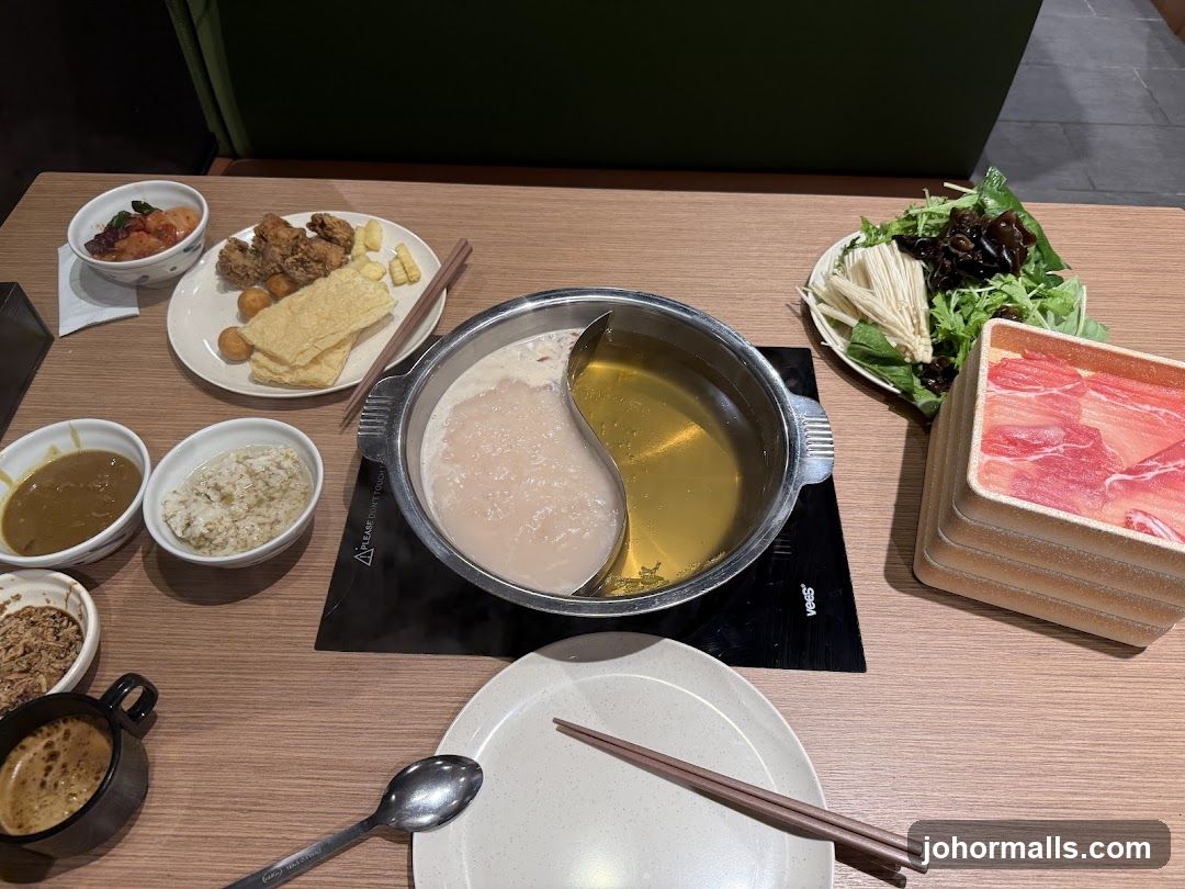 Hot Pot Dining Table Setup