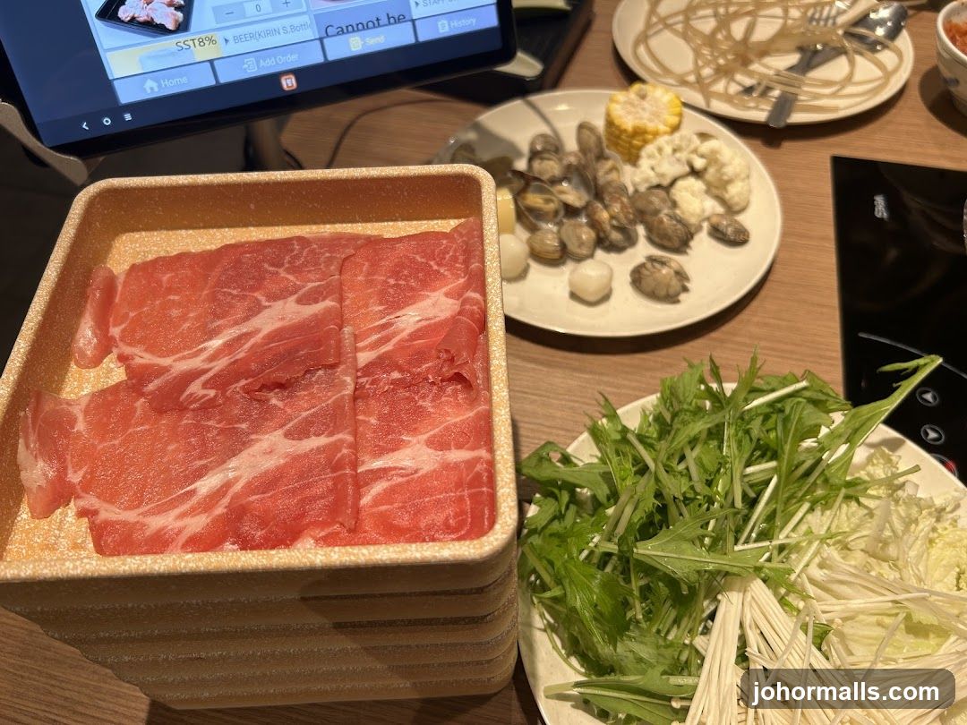 Hot pot dining table