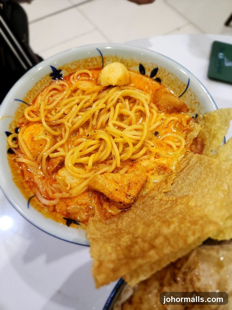 Laksa Noodles with Fried Crisp