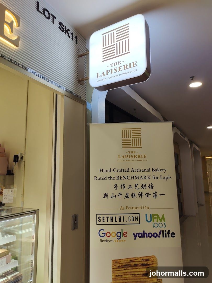 The Lapiserie Storefront Signage