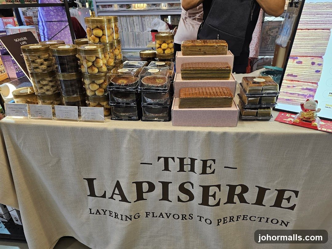 The Lapiserie Display