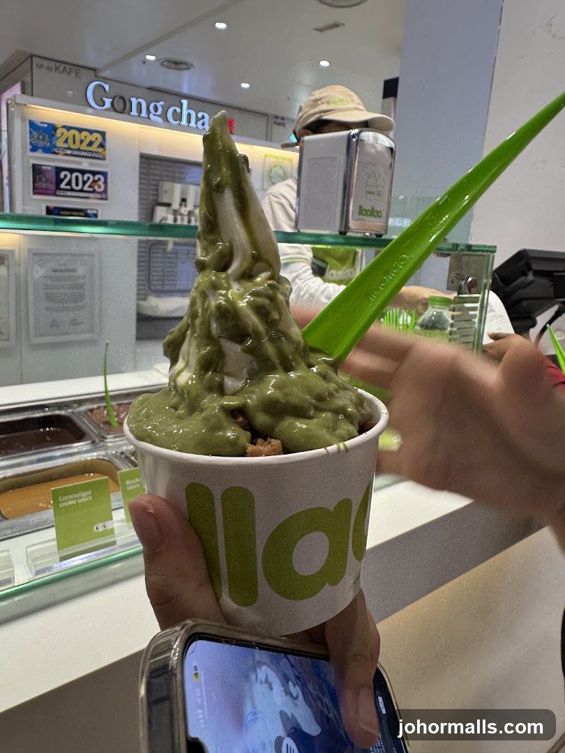 Soft serve dessert in a store