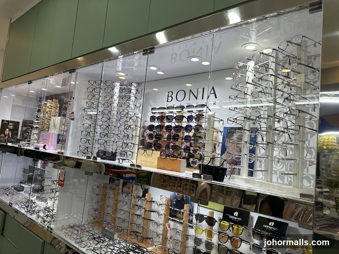 BONIA Eyewear Store Interior
