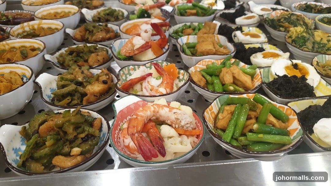 Food display at buffet or restaurant