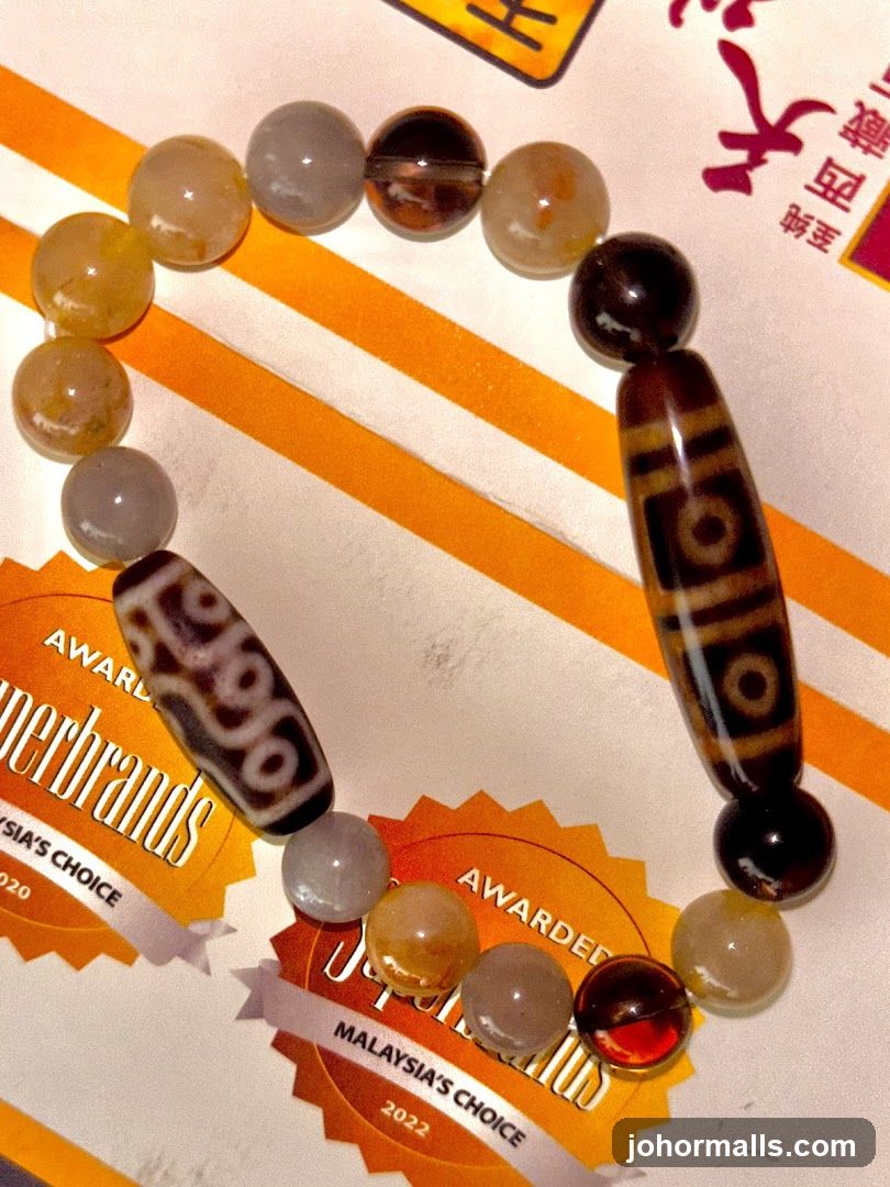 Bracelet on Awarded Material