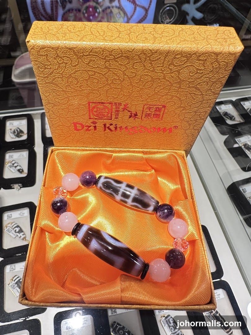 Dzi Kingdom Product Display