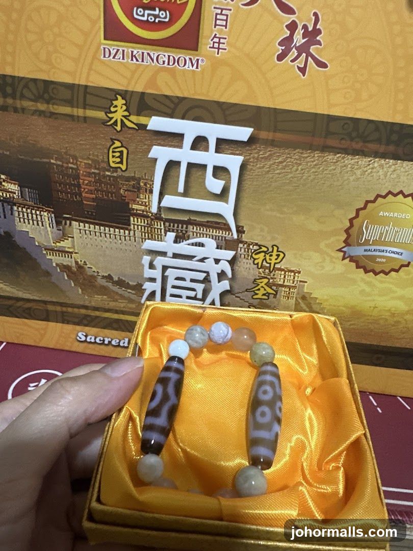 Dzi Kingdom Product Display