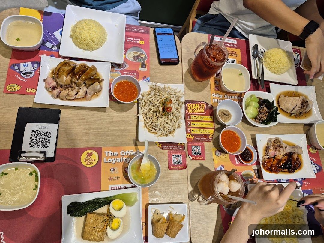 Table view of Hainanese chicken rice meal set