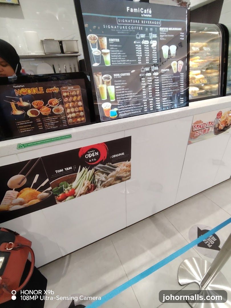 FamiCafé by FamilyMart interior counter area
