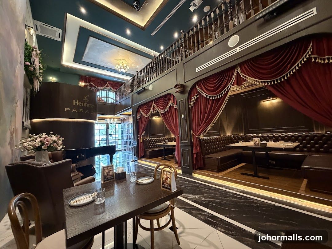 Interior of Hennessy Paradis Restaurant