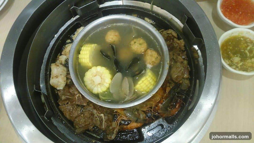 Grilled Seafood and Meat Plate with Soup