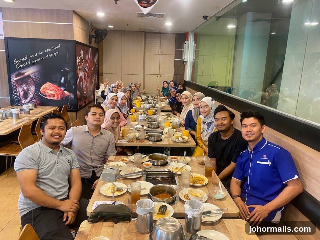 Group dining photo inside restaurant