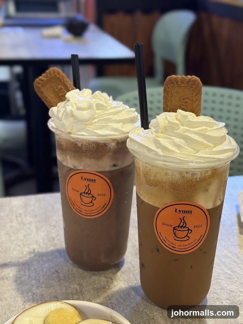 Two iced beverages at Lynns