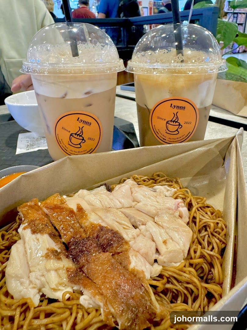 Lynns Iced Drinks and Noodles