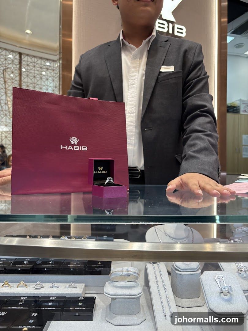 HABIB Jewelry Store Interior