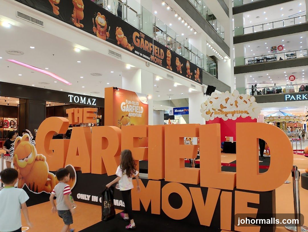 Garfield Movie Promotion in Mall