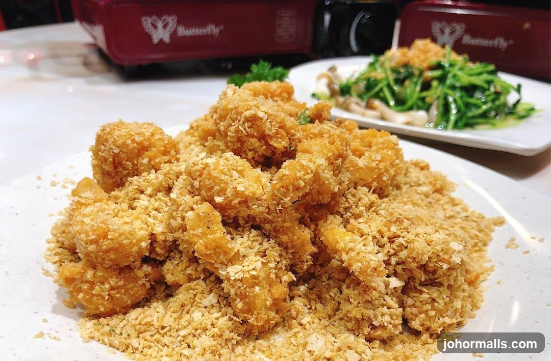 Crispy Fried Prawns with Cereal