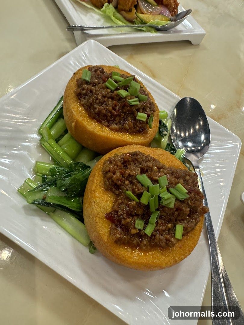 Stuffed Buns with Minced Meat and Greens