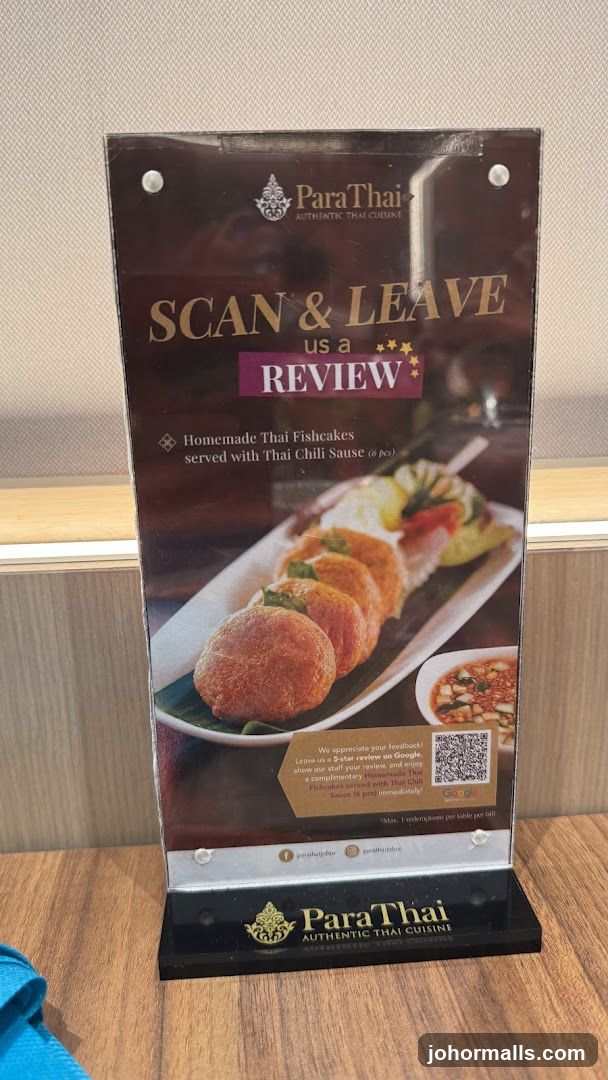 Para Thai Review Stand