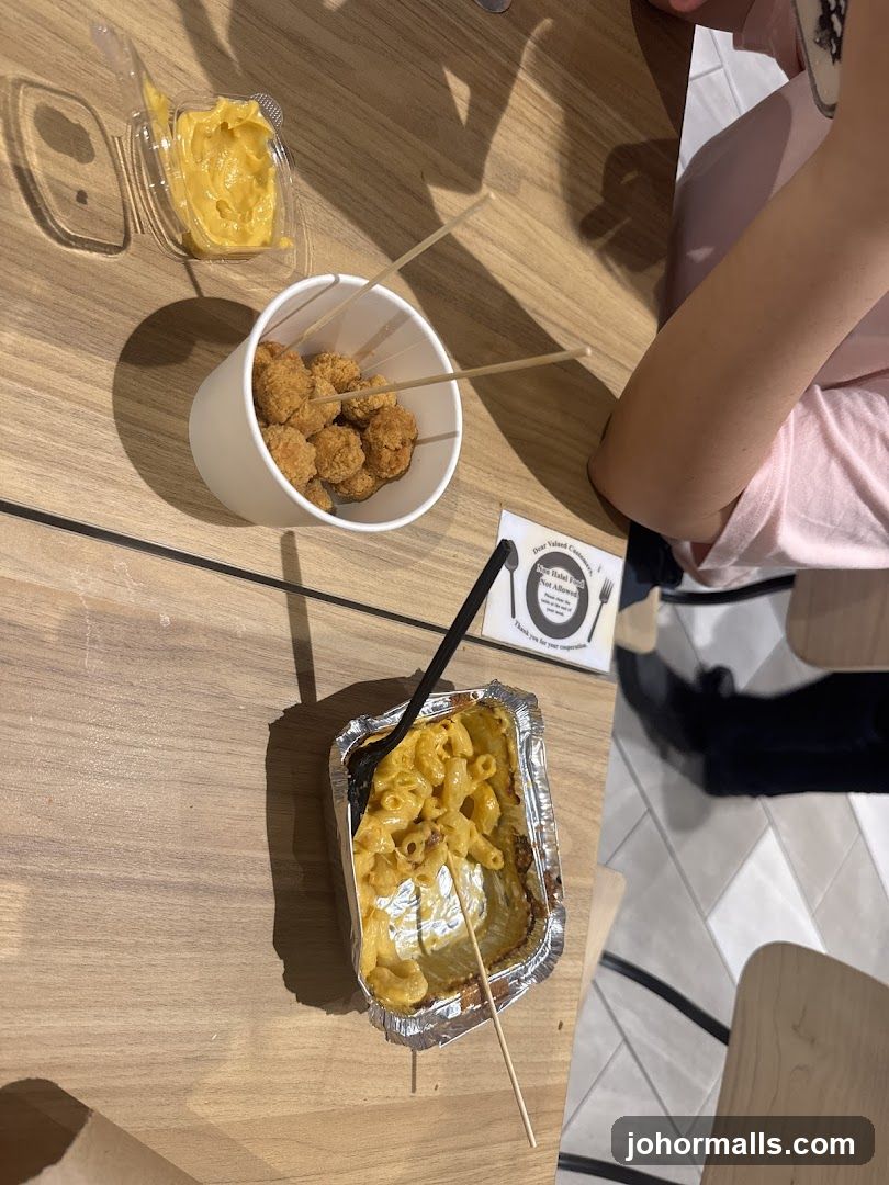 Macaroni and Cheese with Fried Bites