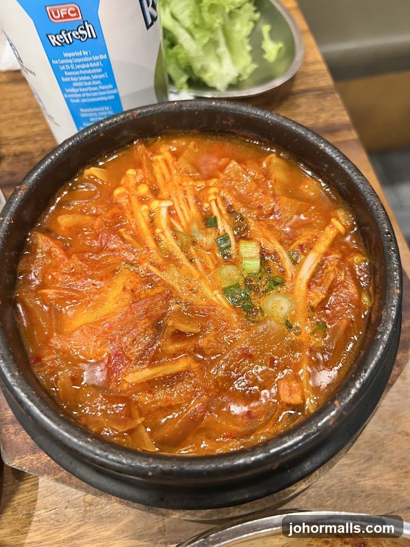 Kimchi Stew